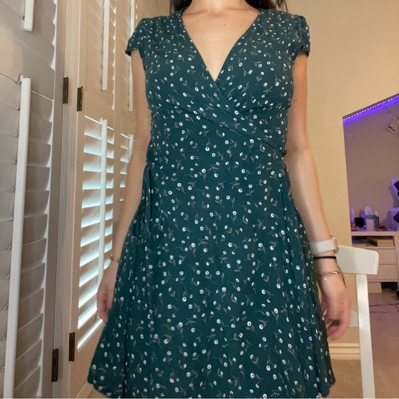 Polka Dot Brandy Melville Green Wrap Dress Brandy Melville Robbie Dress Gem